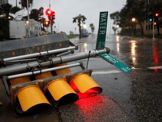 2017-08-26T020233Z_279014497_RC1483120000_RTRMADP_3_STORM-HARVEY.JPG