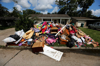 2017-09-05T182911Z_279263095_RC198FA51100_RTRMADP_3_STORM-HARVEY.JPG