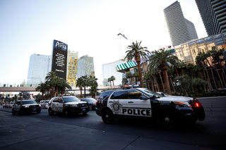2017-10-05T030737Z_561223079_RC1F3506C830_RTRMADP_3_LASVEGAS-SHOOTING.JPG