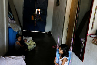 2017-10-05T121932Z_1760204811_RC1A37074330_RTRMADP_3_VENEZUELA-CHILDREN.JPG