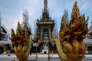 2017-10-10T221031Z_451380022_RC1DA378D240_RTRMADP_3_THAILAND-KING-CREMATION.JPG