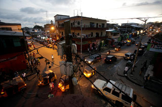 2017-10-13T101244Z_587853832_RC18FBFE7DB0_RTRMADP_3_LIBERIA-DAILYLIFE.JPG