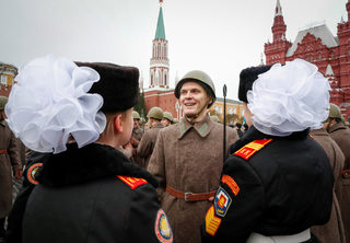 2017-11-05T073614Z_58678013_RC17D97B3980_RTRMADP_3_RUSSIA-PARADE-REHEARSAL.JPG