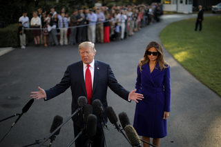 2017-11-03T131351Z_1234841792_RC1E8CAAFC50_RTRMADP_3_USA-TRUMP-ASIA.JPG