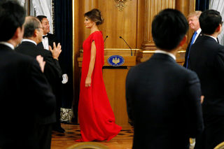 2017-11-06T115107Z_1623360991_RC1C50B97280_RTRMADP_3_TRUMP-ASIA-JAPAN.JPG