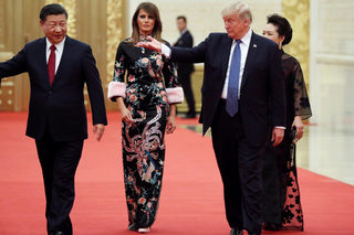 2017-11-09T112237Z_574200038_RC1D52808A10_RTRMADP_3_TRUMP-ASIA-CHINA.JPG