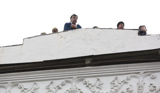 2017-12-05T111223Z_151835920_UP1EDC50V4MKB_RTRMADP_3_UKRAINE-SAAKASHVILI.JPG