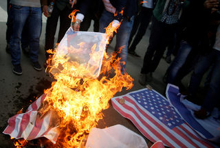 2017-12-07T100320Z_1874193312_RC14C6177760_RTRMADP_3_USA-TRUMP-ISRAEL.JPG