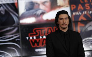 2017-12-10T032126Z_486532526_HP1EDCA09BPET_RTRMADP_3_FILM-STARWARS-PREMIERE.JPG