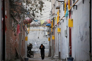 2017-12-14T055429Z_1764024100_RC1683DD1080_RTRMADP_3_CHINA-POLLUTION-GAS-SHORTAGES.JPG