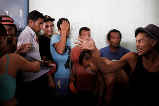 2017-12-11T140857Z_1889901729_RC1AAE7AAC60_RTRMADP_3_VENEZUELA-CRISIS-BRAZIL.JPG