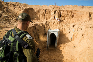 2018-01-18T154516Z_1923376741_RC11E58F5100_RTRMADP_3_ISRAEL-PALESTINIANS-TUNNEL.JPG