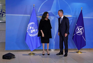 2018-01-31T101507Z_350680187_RC1ED6577C90_RTRMADP_3_NATO-VIOLENCE-JOLIE.JPG