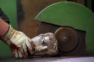 2018-02-07T142614Z_1762706015_RC13BFD881F0_RTRMADP_3_AWARDS-BAFTA-MASKS.JPG
