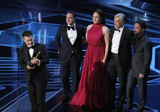 2018-03-05T022629Z_1191783757_HP1EE3506S4I9_RTRMADP_3_AWARDS-OSCARS-SHOW.JPG