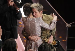 2018-03-05T044151Z_896444932_HP1EE350D1Q8P_RTRMADP_3_AWARDS-OSCARS-SHOW.JPG