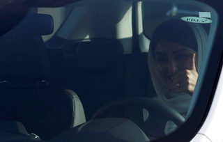 2018-03-07T173216Z_76058269_RC1FBBF12CF0_RTRMADP_3_SAUDI-WOMEN-DRIVING.JPG