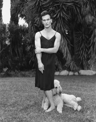 MEMÂ©Patrick Swayze at home, Lakeview,California,1995.jpg