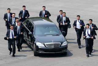 2018-04-27T060028Z_361129310_RC12B1B82030_RTRMADP_3_NORTHKOREA-SOUTHKOREA-SUMMIT.JPG