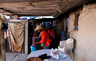 2018-05-02T150606Z_571034227_RC1435BA00A0_RTRMADP_3_MEXICO-TEQUILA.JPG