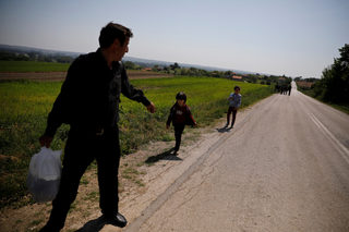 2018-05-03T140417Z_992553628_RC1D37C7E970_RTRMADP_3_EUROPE-MIGRANTS-GREECE-EVROS.JPG