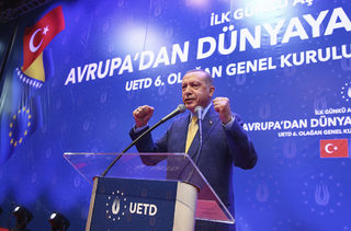 AP_18140560455218.jpg