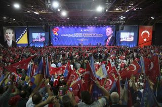 2018-05-20T150254Z_892752337_UP1EE5K15STO5_RTRMADP_3_TURKEY-ELECTION-BOSNIA.JPG