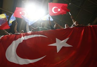 2018-05-20T124339Z_673092621_UP1EE5K0ZCQL1_RTRMADP_3_TURKEY-ELECTION-BOSNIA.JPG