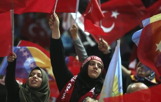 2018-05-20T125927Z_2009470134_UP1EE5K1032L7_RTRMADP_3_TURKEY-ELECTION-BOSNIA.JPG