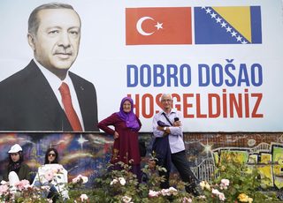 2018-05-20T115157Z_1981386231_UP1EE5K0WYKKF_RTRMADP_3_TURKEY-ELECTION-BOSNIA.JPG