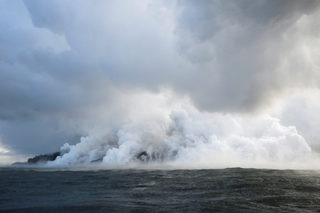 2018-05-21T100037Z_25235517_RC1BC45EAAD0_RTRMADP_3_HAWAII-VOLCANO.JPG