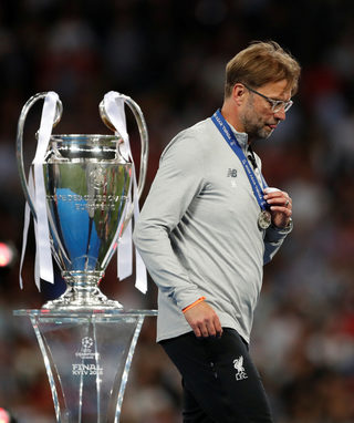 2018-05-26T210508Z_2043916507_RC1BDD7B9660_RTRMADP_3_SOCCER-CHAMPIONS-FINAL.JPG