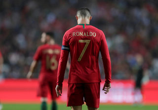 2018-06-07T212806Z_1036978097_RC1FF45E6A50_RTRMADP_3_SOCCER-WORLDCUP-POR-DZA.JPG