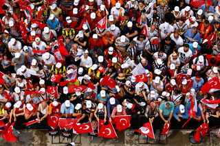 2018-06-23T133159Z_519490623_RC15DB30F900_RTRMADP_3_TURKEY-ELECTION.JPG