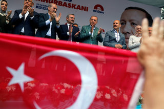2018-06-23T153641Z_100294083_RC1B662B2C70_RTRMADP_3_TURKEY-ELECTION.JPG
