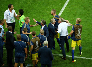 2018-06-23T200850Z_774423936_RC1BFAFD8770_RTRMADP_3_SOCCER-WORLDCUP-GER-SWE.JPG