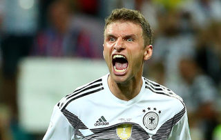 2018-06-23T200156Z_1013769577_RC14CA693B80_RTRMADP_3_SOCCER-WORLDCUP-GER-SWE.JPG
