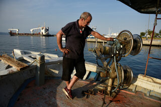 2018-07-02T130256Z_722534719_RC138727A800_RTRMADP_3_GREECE-FISHING.JPG