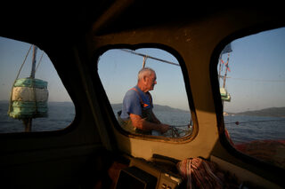 2018-07-02T130320Z_1822196571_RC17B00614D0_RTRMADP_3_GREECE-FISHING.JPG