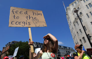 2018-07-13T120123Z_148140377_RC1F2AC9F000_RTRMADP_3_USA-TRUMP-BRITAIN.JPG