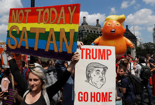 2018-07-13T130950Z_1036366397_RC1E700415B0_RTRMADP_3_USA-TRUMP-BRITAIN.JPG
