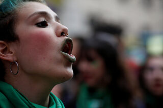 2018-08-08T203516Z_192597157_RC1F0C989200_RTRMADP_3_ARGENTINA-ABORTION.JPG