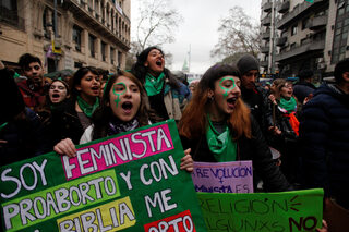 2018-08-08T205542Z_1754594317_RC1600F9FB40_RTRMADP_3_ARGENTINA-ABORTION.JPG