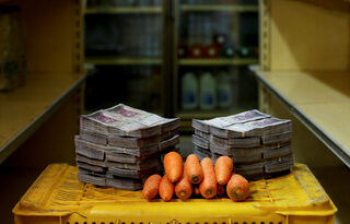 2018-08-17T214526Z_441072930_RC1C87F70960_RTRMADP_3_VENEZUELA-ECONOMY.JPG