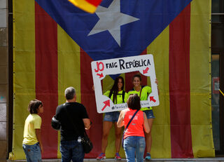 2018-09-11T124615Z_478654890_RC12AB3EC900_RTRMADP_3_SPAIN-POLITICS-CATALONIA.JPG