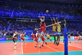 BartoszKurekriseshightospikepastBrazilianblock.jpg
