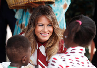 2018-10-02T133305Z_1877534638_RC1D129B43E0_RTRMADP_3_USA-TRUMP-MELANIA-GHANA.JPG