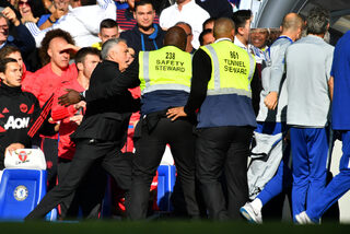 2018-10-20T140941Z_1901667606_RC1747A7B800_RTRMADP_3_SOCCER-ENGLAND-CHE-MUN.JPG