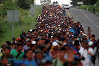 2018-11-03T050206Z_1426184769_RC174B456CE0_RTRMADP_3_USA-IMMIGRATION-CARAVAN.JPG