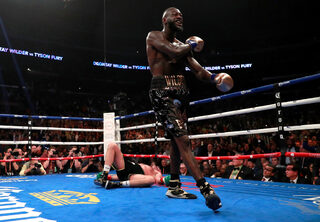 2018-12-02T060337Z_1560759801_RC1C3CEE7930_RTRMADP_3_BOXING-HEAVYWEIGHT-WILDER-FURY.JPG